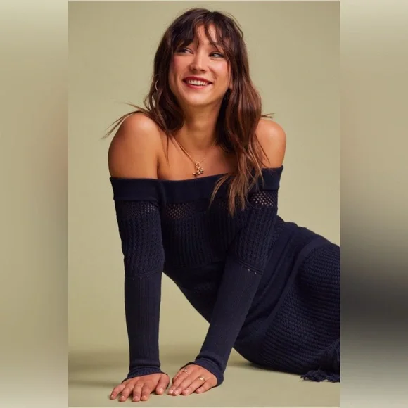 Finders Keepers Gravitate Knit Dress Navy XXS NWT - Picture 3 of 4